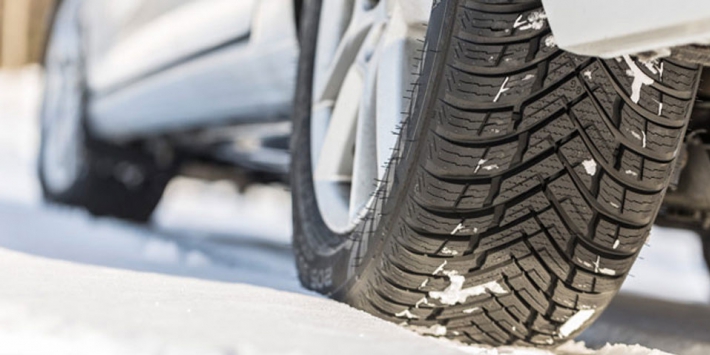 Qué es mejor elegir: ¿un neumático 4 estaciones o un neumático de invierno?
